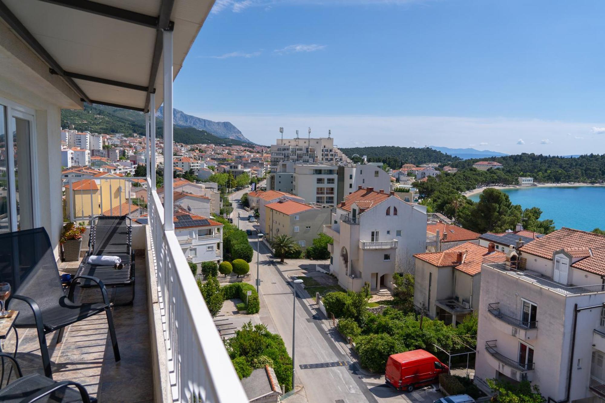 Apartment 30 M From Beach,Makarska,Marija Luaran gambar