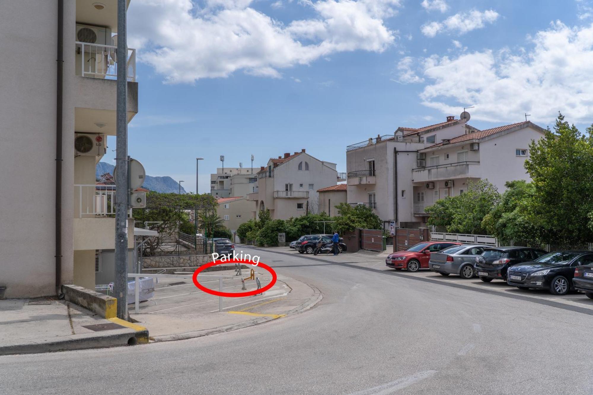 Apartment 30 M From Beach,Makarska,Marija Luaran gambar